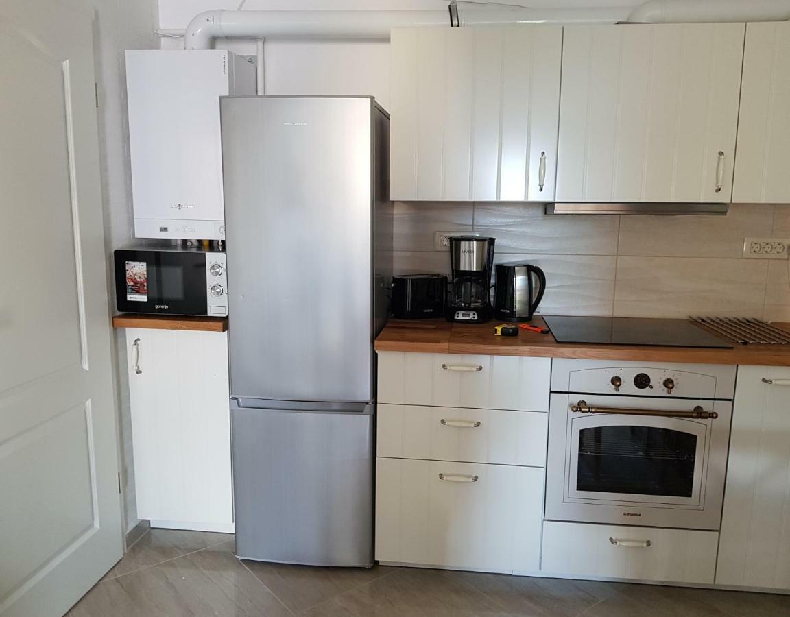 Monadin 3 Apartment *