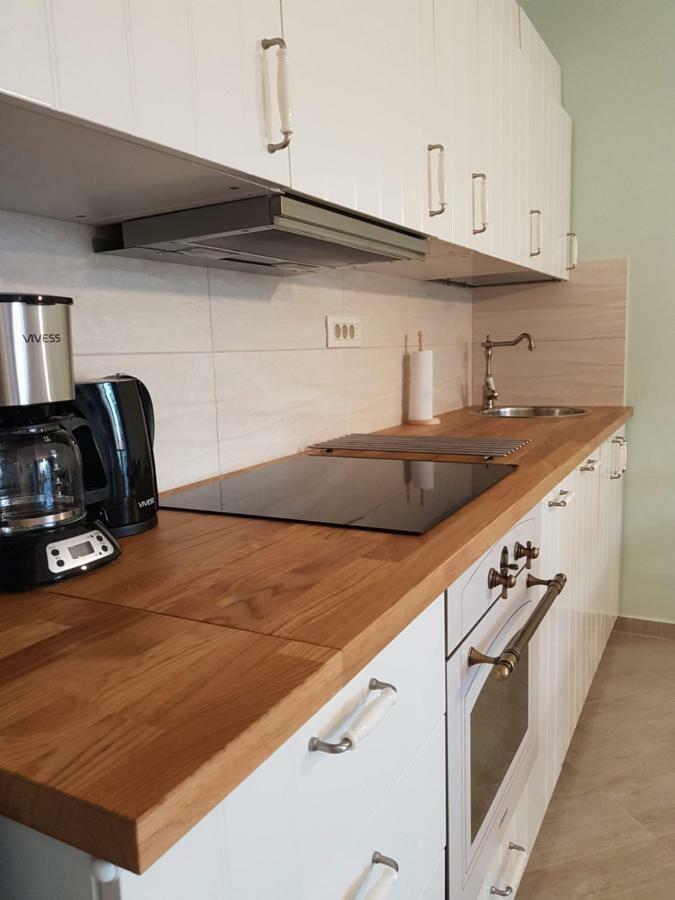 Monadin 3 Apartment